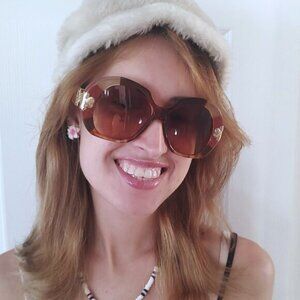 NEW Chloe oversized sunglasses full incl w/auth card